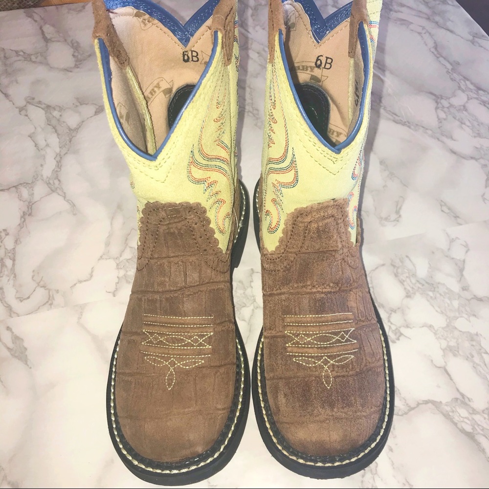 Ariat Fatbaby Heritage Collection Cowboy Boot - Picture 2 of 8